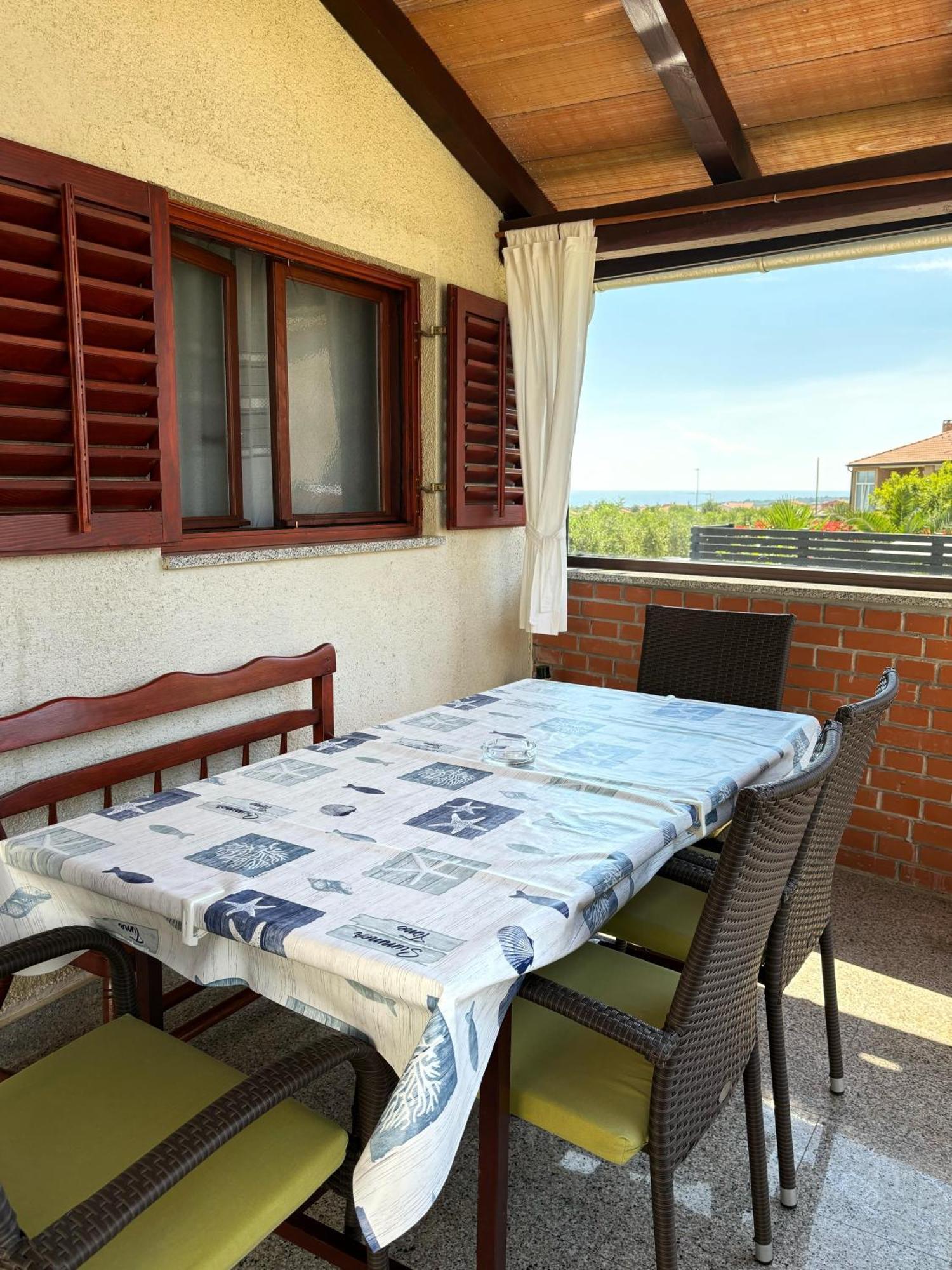 Apartment Samanta Novigrad Istria エクステリア 写真